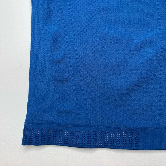 Women’s Athleta Momentum Seamless Tee Mesh Panels Stretch Breathable Sz. S - Picture 10 of 13